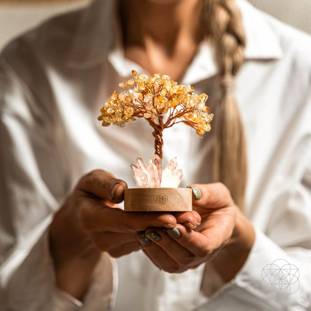 Golden Lamp of Wealth - Citrine Tree Conscious Items